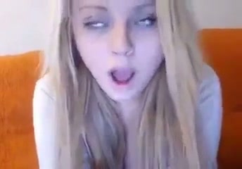 hot blonde teen with sexy tits