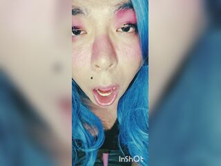 Crossdresser eats their own cum