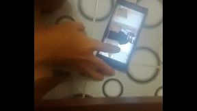 thủ d&acirc_m tại nh&agrave_ khi xem phim sex