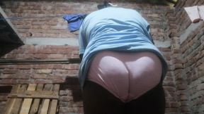 Bhabi desi play sexy with a young babe