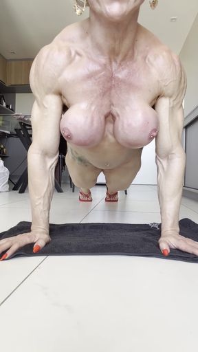 Amateur with big tits and ass exposes her body for a hot scene
