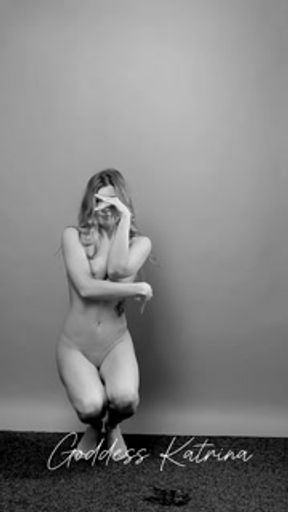 Goddess Katrina Fox Seductively dances striptease like the heroine of the movie Tinto Brassa