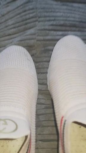 come and look inside my dirty 3 days worn trainers