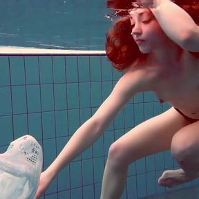 Underwater swimming babe Alice Bulbul