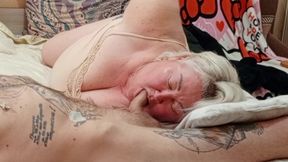 The Neighbor Is Light on Her Feet and Sucks My Dick Until I Cum in Her Mouth