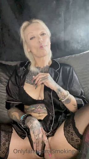 FetishSmoke189