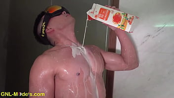 During his shower, this Asian ripped muscular model gets messy!