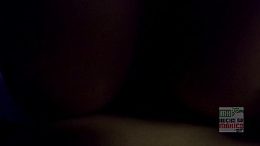 La secretaria cuckold follando frente a su marido