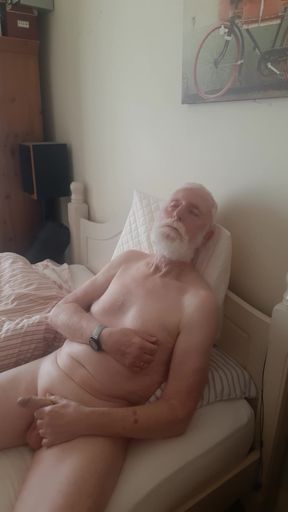 Squeezing life into my cock