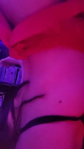 Hablando con mi deliciosa amiga en privado bien riko