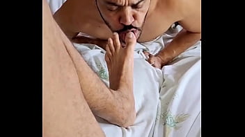 Putona idolatrando meu p&eacute_z&atilde_o 43