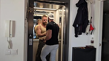 Feeding Ridick