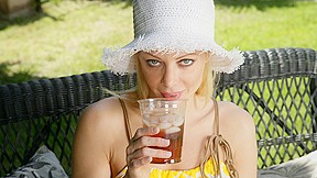 Holly Sampson & Christian in Housewife 1 on 1