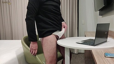 STEP GAY DAD - THE ONLINE OFFICE - CAUGHT JERKING DURING A ONLINE MEETING WITH MY BOSS!