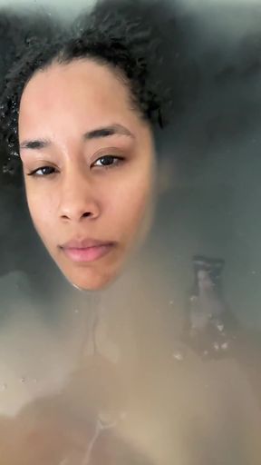 Bath time blowjobs and tits play