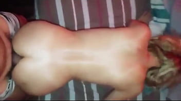 Fazer o que n&eacute_, hora de dar a bundinha