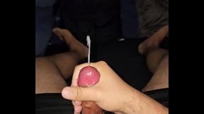 Te gustar&iacute_a mamar mi verga? Te dar&eacute_ toda la leche que me pidas...