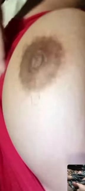 My friend's girlfriend makes a video call to me and we end up masturbating. Her pussy looks so delic