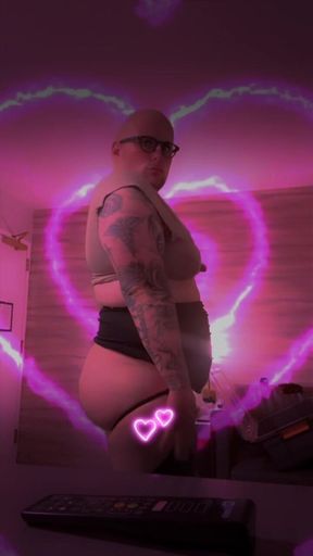 Perfect Preop TS Riding Monster Cock