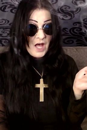 Halloween Ozzy Cosplay MILF Smoking