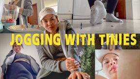 Jogging with Tinies 4K crushing, pov