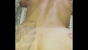 Brincando com o cuzinho