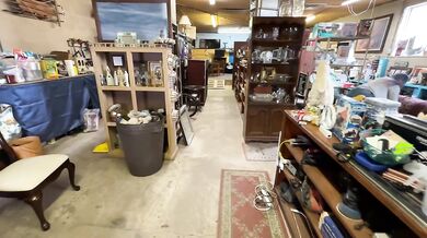 Big pierced tits flooded when she teased him in public store