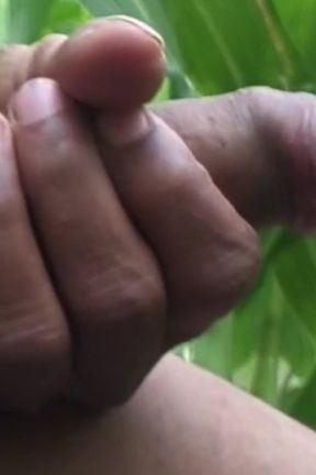 Worldwide Viral Desi Hunk Solo Action Vol 13 - Premium Faceless Amateur Close-up Intense Stroking Masterclass