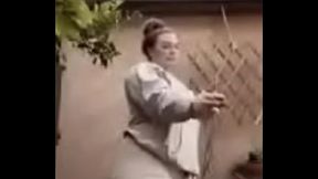 دبدوبة ساخنة عايزة زب كبير