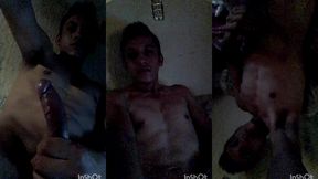recostado en la cama