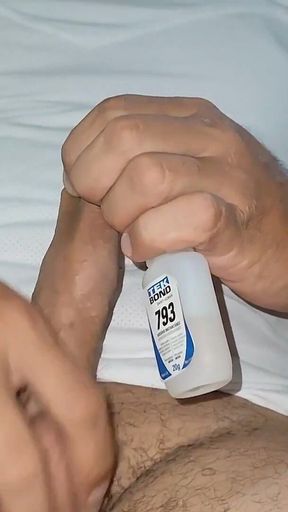 Man Fills His Dick with Instant Glue Through the Glans