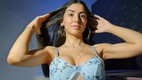 Perfect armipts to be licked