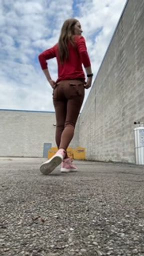 Mommy gets naughty at work