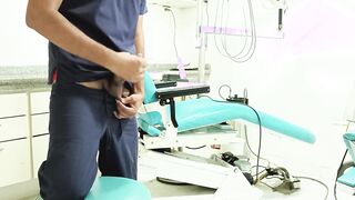 Hand Job in the dentist's office utter vid