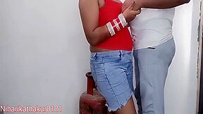 Gungun Gupta Gets Fucked By Gas Delivery Boy 23 Min