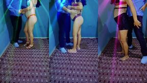 gostosa do rabo grande desfiala so de calcinha. maravilha!