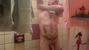 Me llene de CUM eyaculándome encima y tuve que pegarme un lindo baño