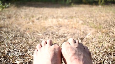 Sun on my fingers and feet