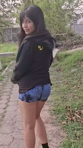 Outdoor amateur with real Mexican
