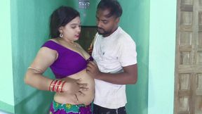 Sexy Indian Housewife Cheating Her Husband, Fucking by a Gas Delivery Boy
