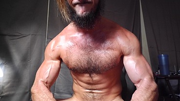 Pumping my muscles up