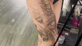I continue to decorate my leg