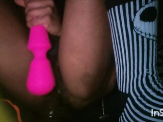 BLACK FEMALE-DOMINATOR HAS A QUICKIE CUM SESSION
