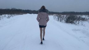 girl met a car on the road and stuck her foot under the wheel, it seems she broke her toes