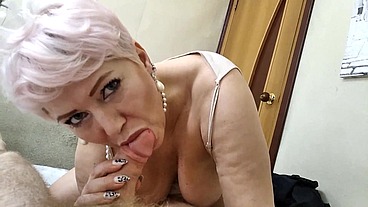 Top Russian mature whore # 1 MILF AimeeParadise. Part one - "A woman who always has a cock in her mouth .!." ))