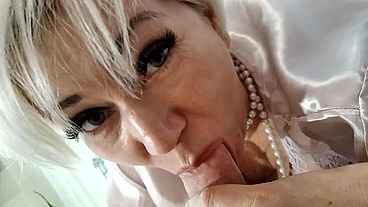Top Russian mature whore # 1 MILF AimeeParadise. Part one - "A woman who always has a cock in her mouth .!." ))