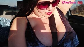 Mature BBW MILF Traveling, Fans in Slow Motion