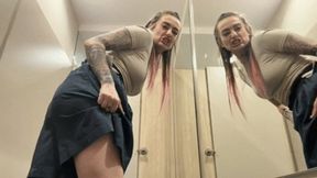 Fitting rooms gassed with my farts wmv