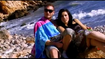 Oldia Paris superbe tahitienne bien baisee sur la plage