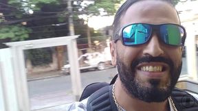 a maravilhosa japa do bund&atilde;o mostrando tud&atilde;o nos bastidores do tigr&atilde;o!!